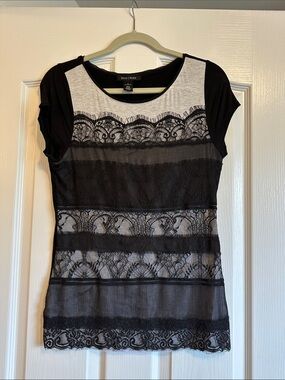White House Black Market Black Lace Inset Short Sleeve Tee